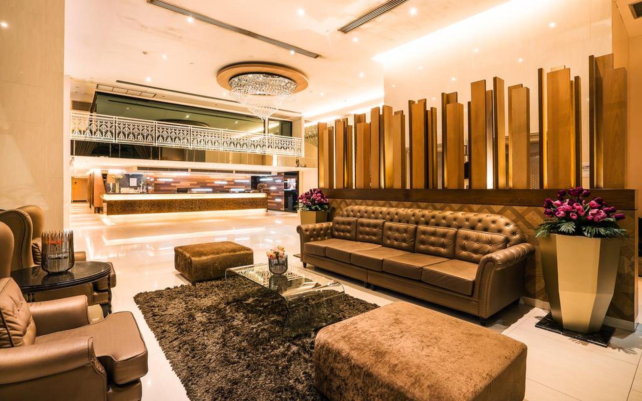 Grand Lord Boutique Hotel- Sha Extra Plus Certified Bangkok Buitenkant foto