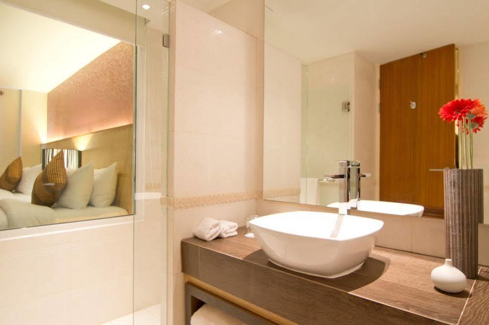 Grand Lord Boutique Hotel- Sha Extra Plus Certified Bangkok Buitenkant foto